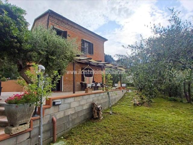 Villa in vendita a Chiusi SI