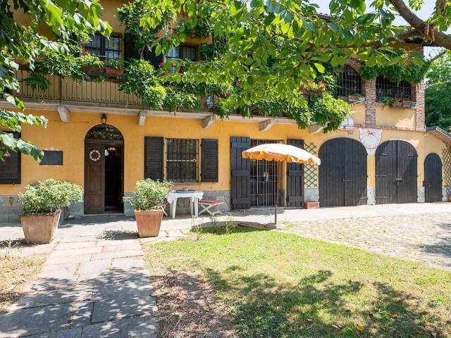 Villa in vendita a Chivasso, Mosche