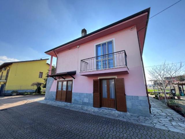 Villa in vendita a Chivasso TO
