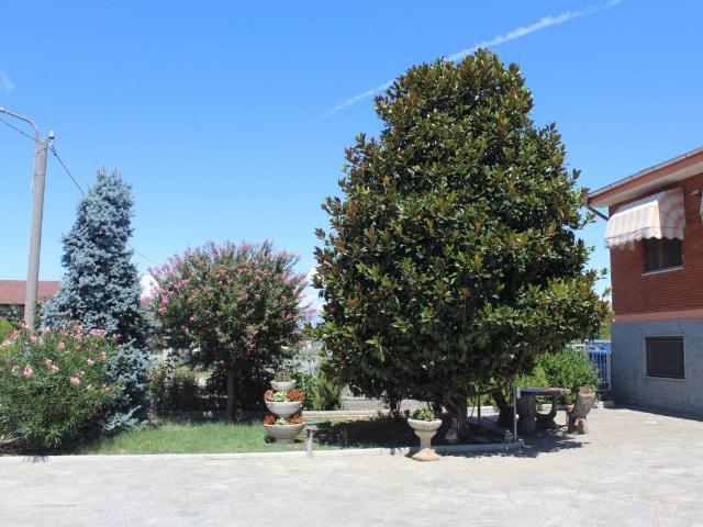Villa in vendita a Chivasso TO