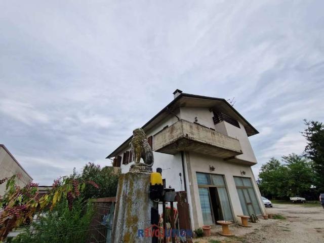 Villa in vendita a Città di Castello PG