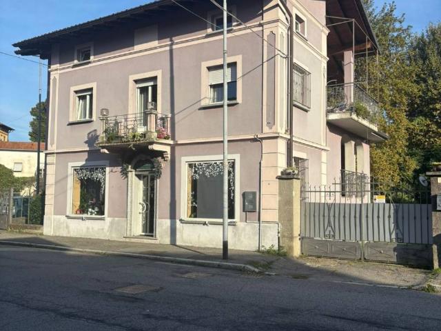 Villa in vendita a Cittiglio VA