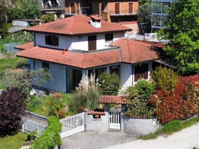 Villa in vendita a Cittiglio VA
