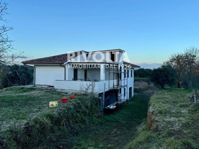 Villa in vendita a Civita Castellana