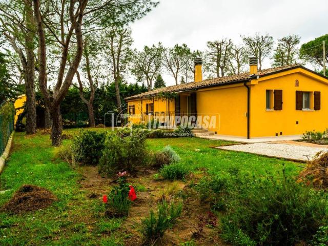 Villa in vendita a Civitanova Marche MC