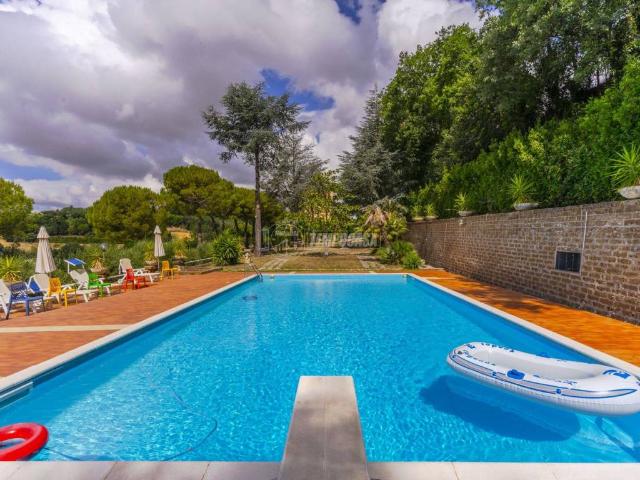 Villa in vendita a Civitanova Marche MC