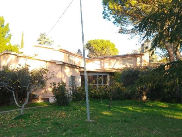 Villa in vendita a Civitanova Marche MC