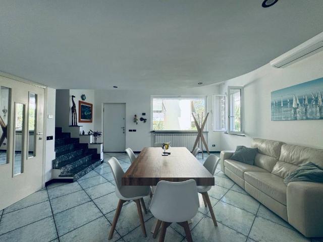 Villa in vendita a Santa Marinella RM