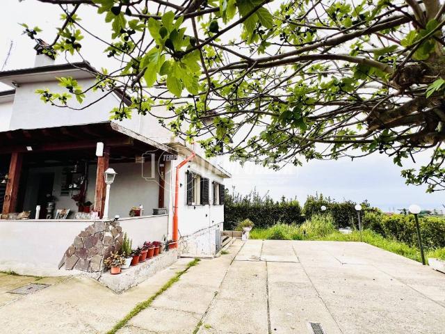 Villa in vendita a Civitavecchia RM