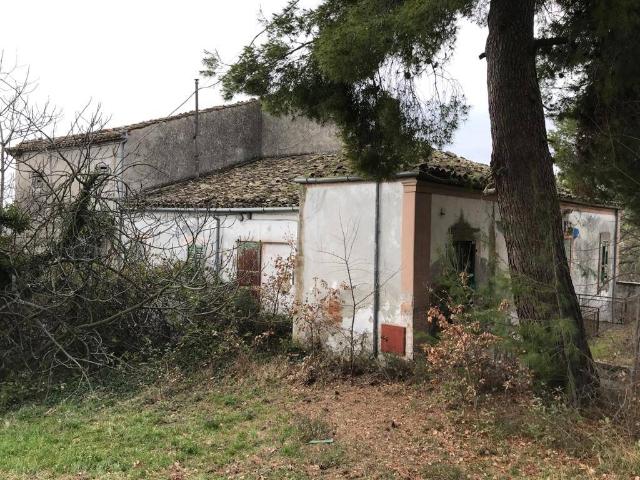 Villa in vendita a Civitella del Tronto, Ponzano