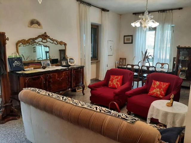 Villa in vendita a Civitella del Tronto TE