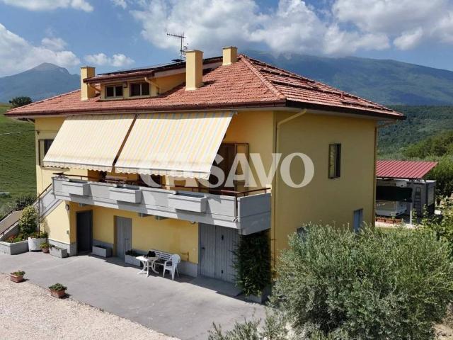 Villa in vendita a Civitella del Tronto TE
