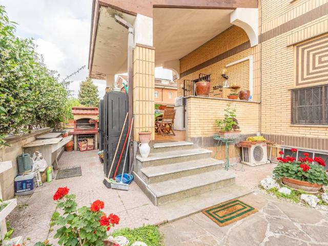 Villa in vendita a Ciampino RM