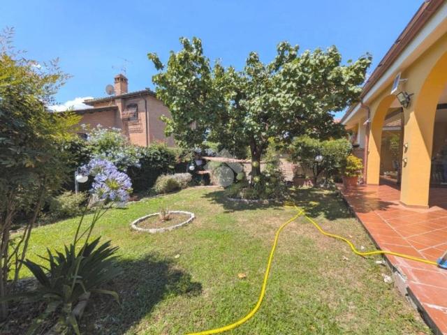 Villa in vendita a Ciampino RM