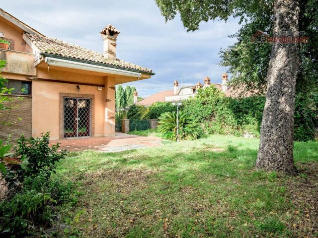 Villa in vendita a Ciampino RM