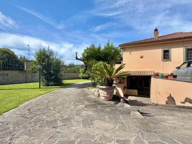 Villa in vendita a Ciampino RM
