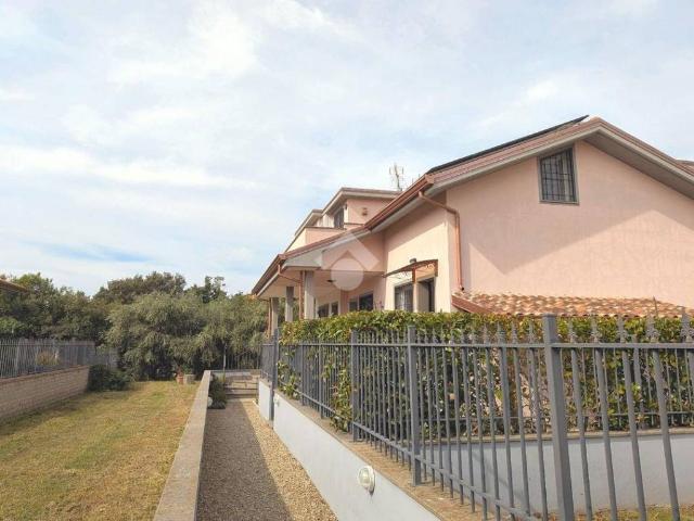 Villa in vendita a Ciampino RM