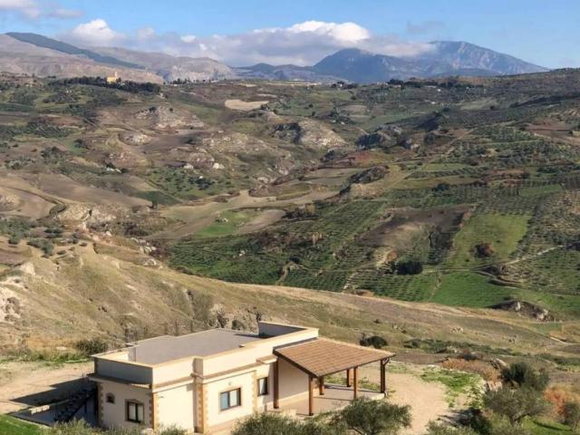 Villa in vendita a Cianciana AG