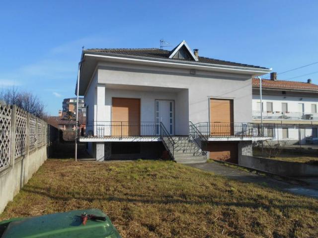 Villa in vendita a Cigliano VC