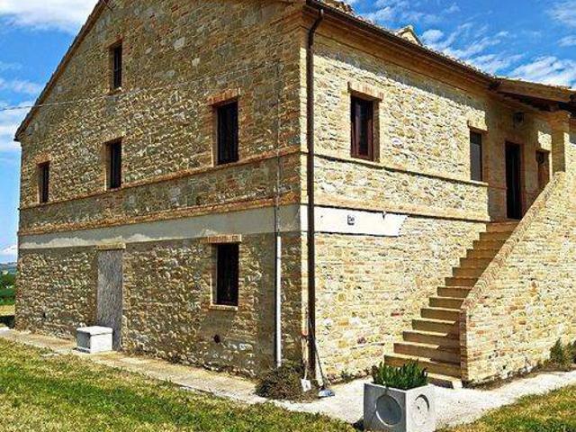 Villa in vendita a Cingoli MC