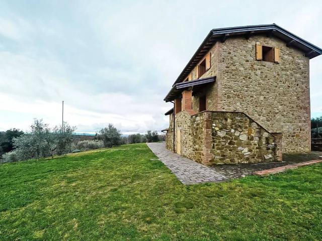 Villa in vendita a Cinigiano GR