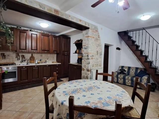 Villa in vendita a Cinigiano GR