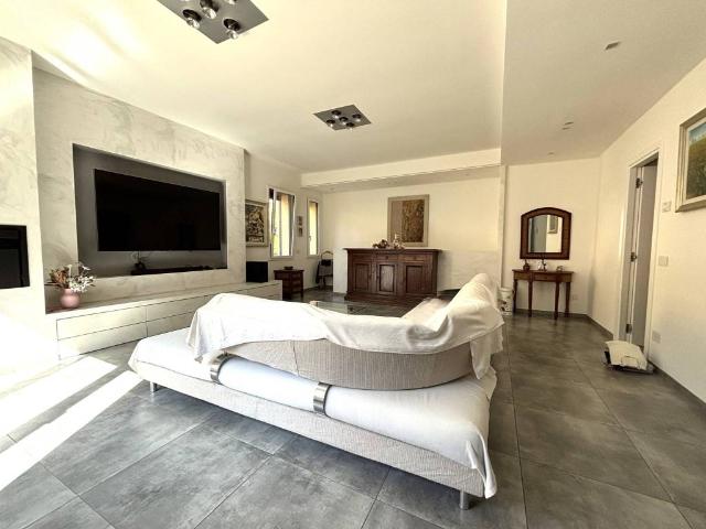 Villa in vendita a Cinisello Balsamo MI