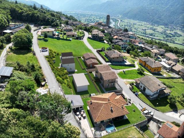 Villa in vendita a Cino SO