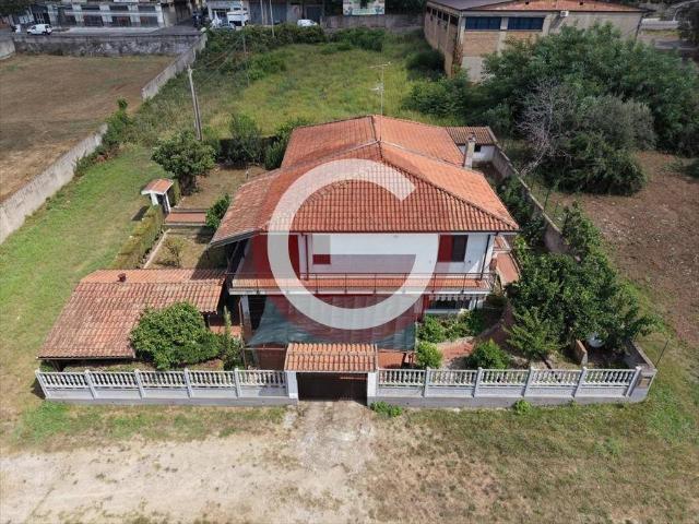 Villa in vendita a Cinquefrondi RC