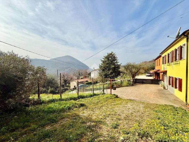 Villa in vendita a Cinto Euganeo PD