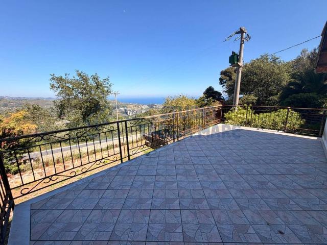 Villa in vendita a Cipressa IM