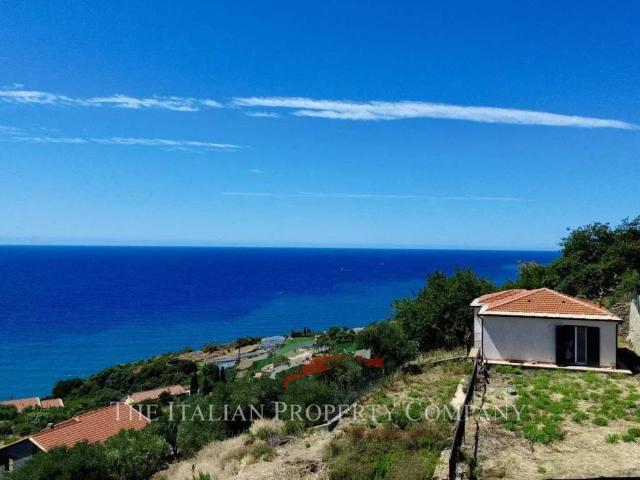 Villa in vendita a Cipressa IM