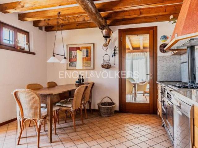 Villa in vendita a Cison Di Valmarino