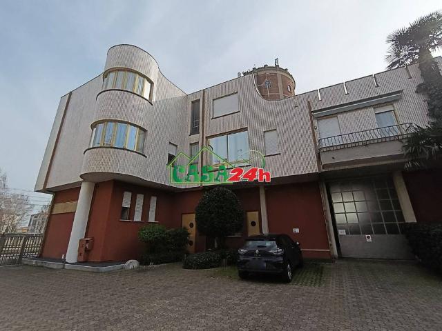 Villa in vendita a Cislago VA
