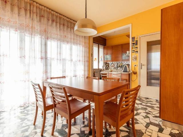 Villa in vendita a Cislago VA