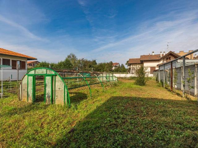 Villa in vendita a Cislago VA