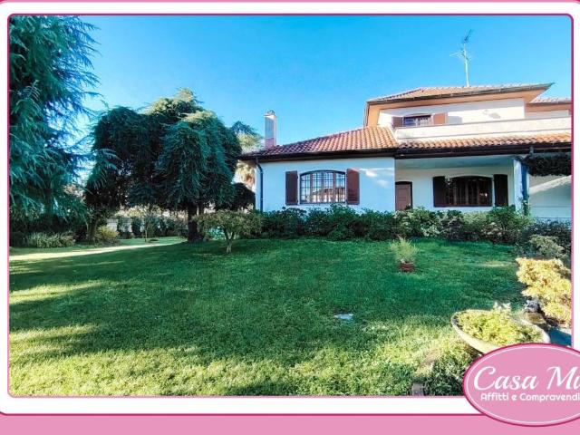 Villa in vendita a Cisliano MI