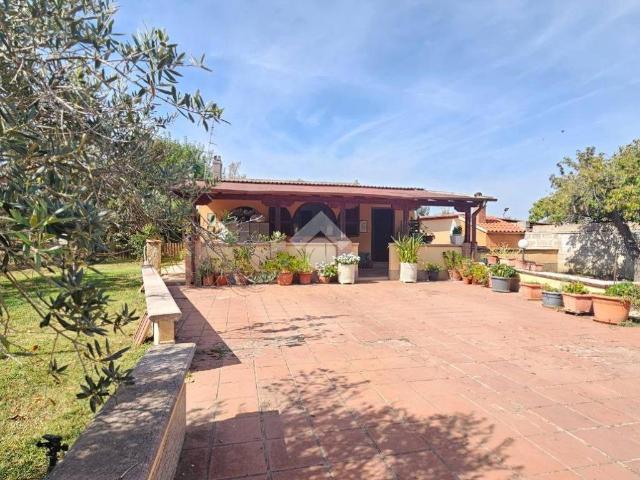 Villa in vendita a Cisterna di Latina LT