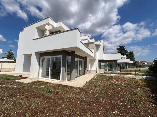 Villa in vendita a Cisterna di Latina LT