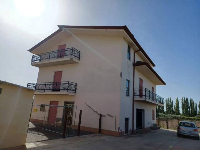 Villa in vendita a Cisterna di Latina LT