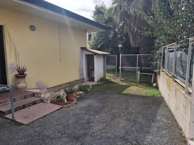 Villa in vendita a Cisterna di Latina LT