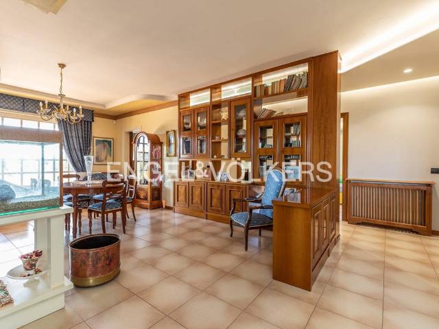 Villa in vendita a Cisterna di Latina LT