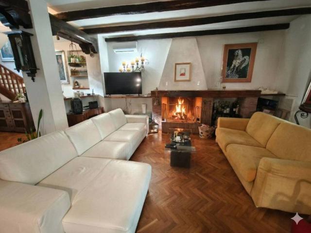 Villa in vendita a Cisterna di Latina LT