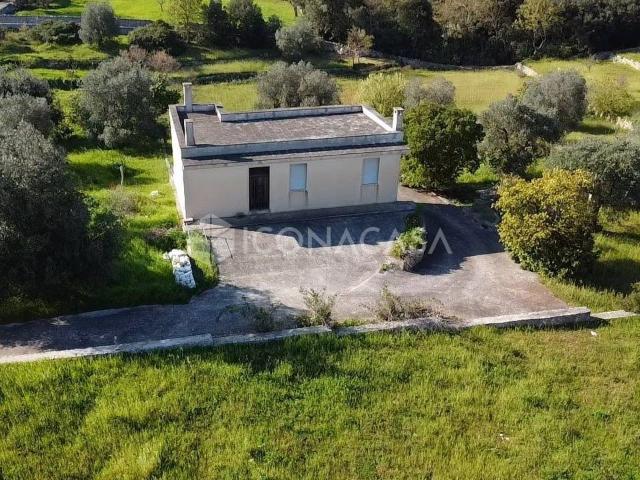 Villa in vendita a Cisternino BR