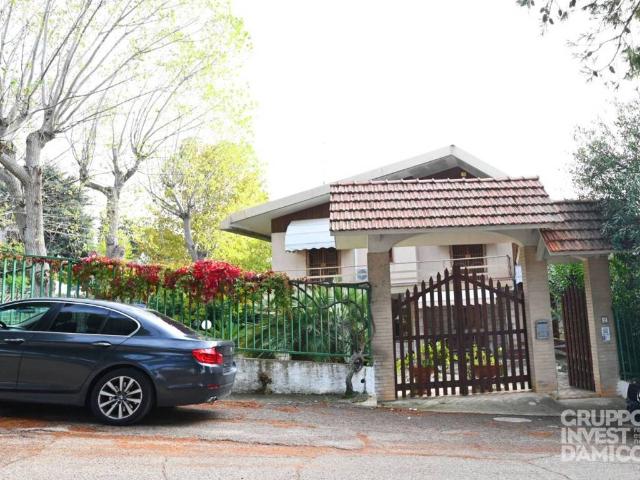 Villa in vendita a Cisternino BR