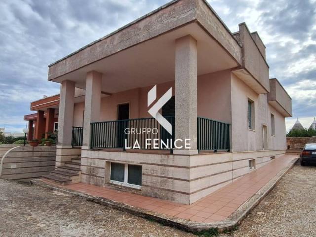 Villa in vendita a Cisternino BR