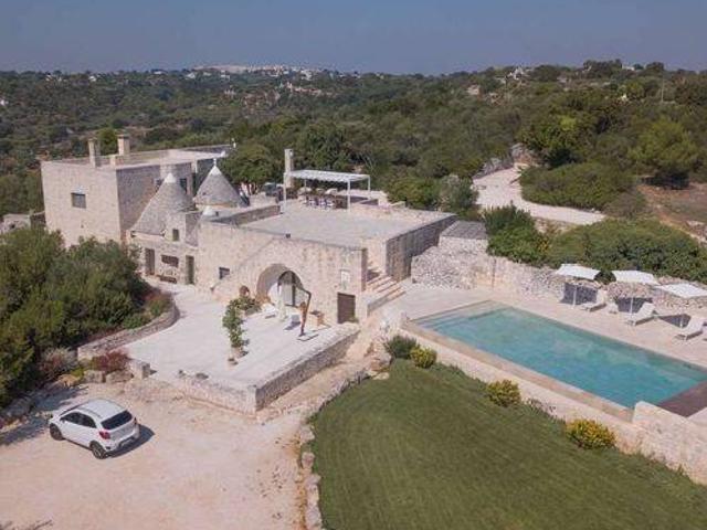 Villa in vendita a Cisternino BR