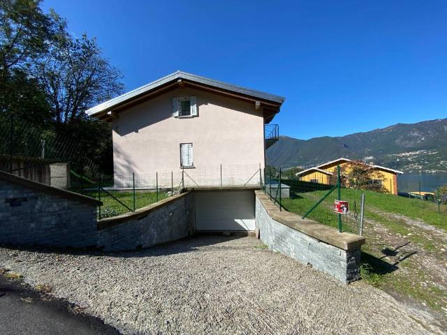 Villa in vendita a Claino con Osteno CO