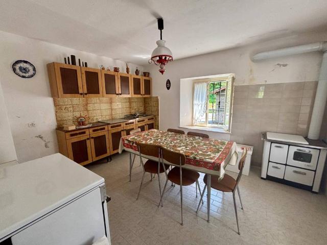 Villa in vendita a Clauzetto PN