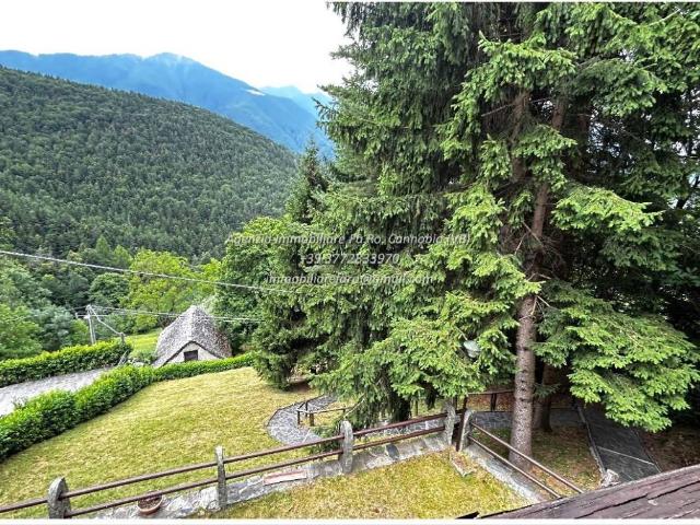 Villa in vendita a Craveggia VB
